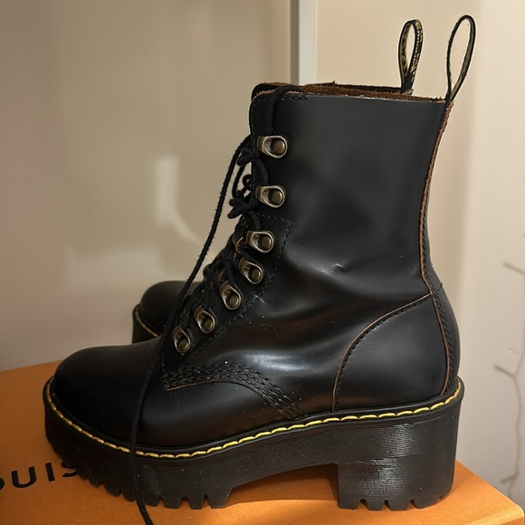 Dr Martens Leona Boots - Picture 2 of 6
